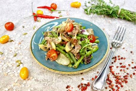Салат с шампиньонами – рецепт с тушенкой