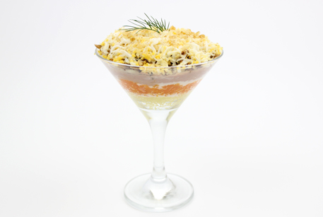 Слоеный салат с паштетом и грибами – рецепт с фото