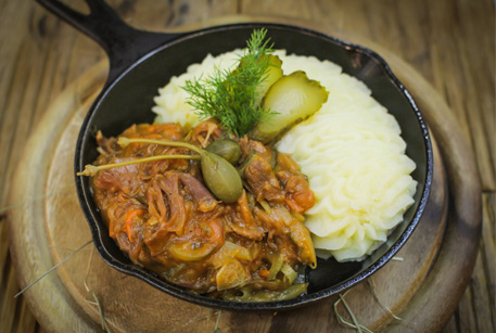 Азу с солеными огурцами – домашний рецепт мяса с картошкой