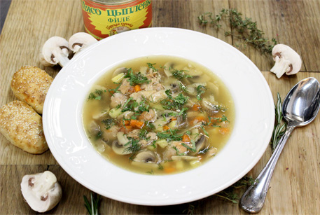 Грибной суп в мультиварке – рецепт с тушенкой из курицы