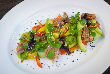 Салат с авокадо и говядиной – рецепт вкусного салата от шеф-повара
