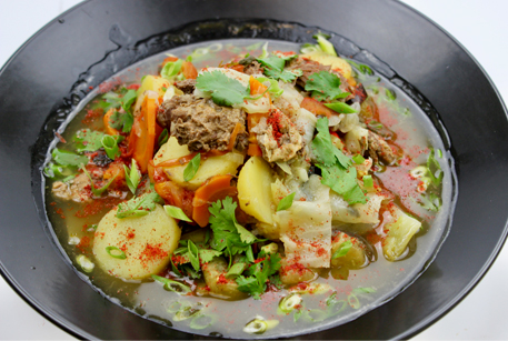 Басма по-узбекски – рецепт второго блюда с тушенкой