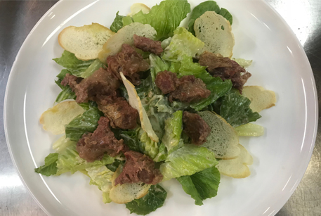 Цезарь с ветчиной – рецепт салата в домашних условиях