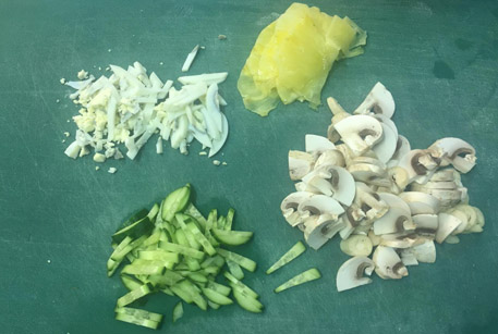 Рецепт салата: салат с ананасом и грибами