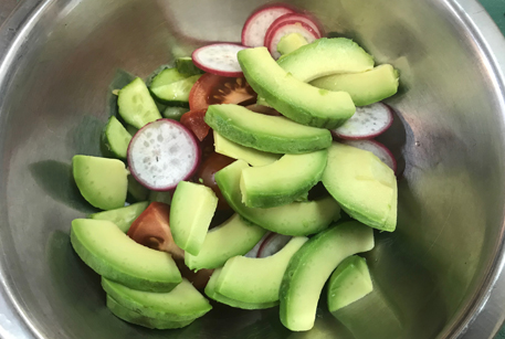 Быстрый рецепт салата с авокадо