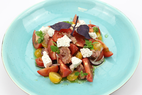 Салат с помидорами и сыром – вкусный салат по рецепту с ветчиной