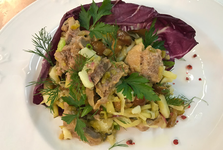 Салат с солеными огурцами – простой рецепт салата с фото