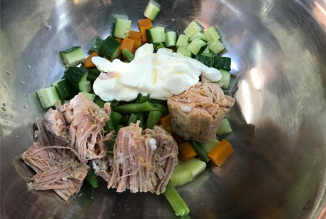 Рецепт салата с мясом и овощами с фото пошагово