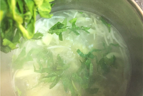 Рецепт супа из щавеля и шпината