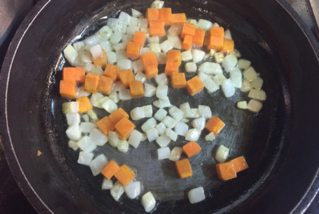 Домашний рецепт с тушенкой - суп из тыквы