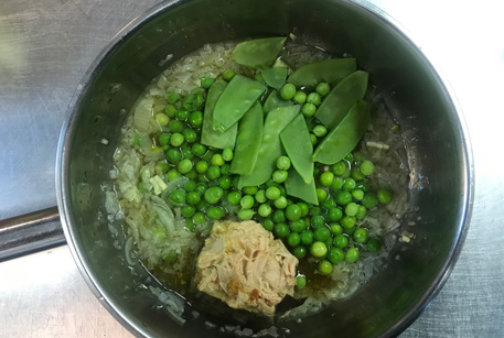 Суп из свежего зеленого горошка рецепт с фото