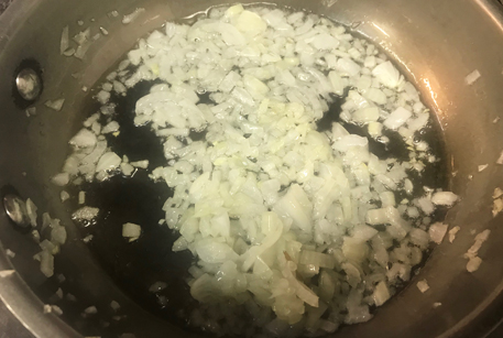 Домашний рецепт: тефтели с рисом и подливкой