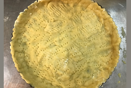 Заливной пирог с луком и яйцом – вкусный пирог