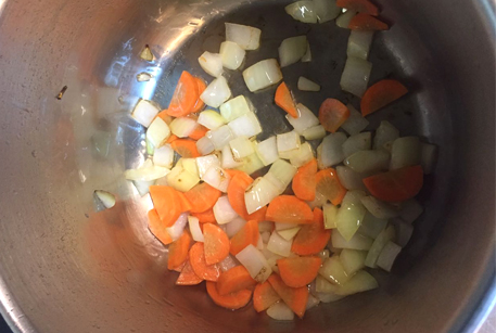 Обжарить овощи по рецепту говядины с картошкой